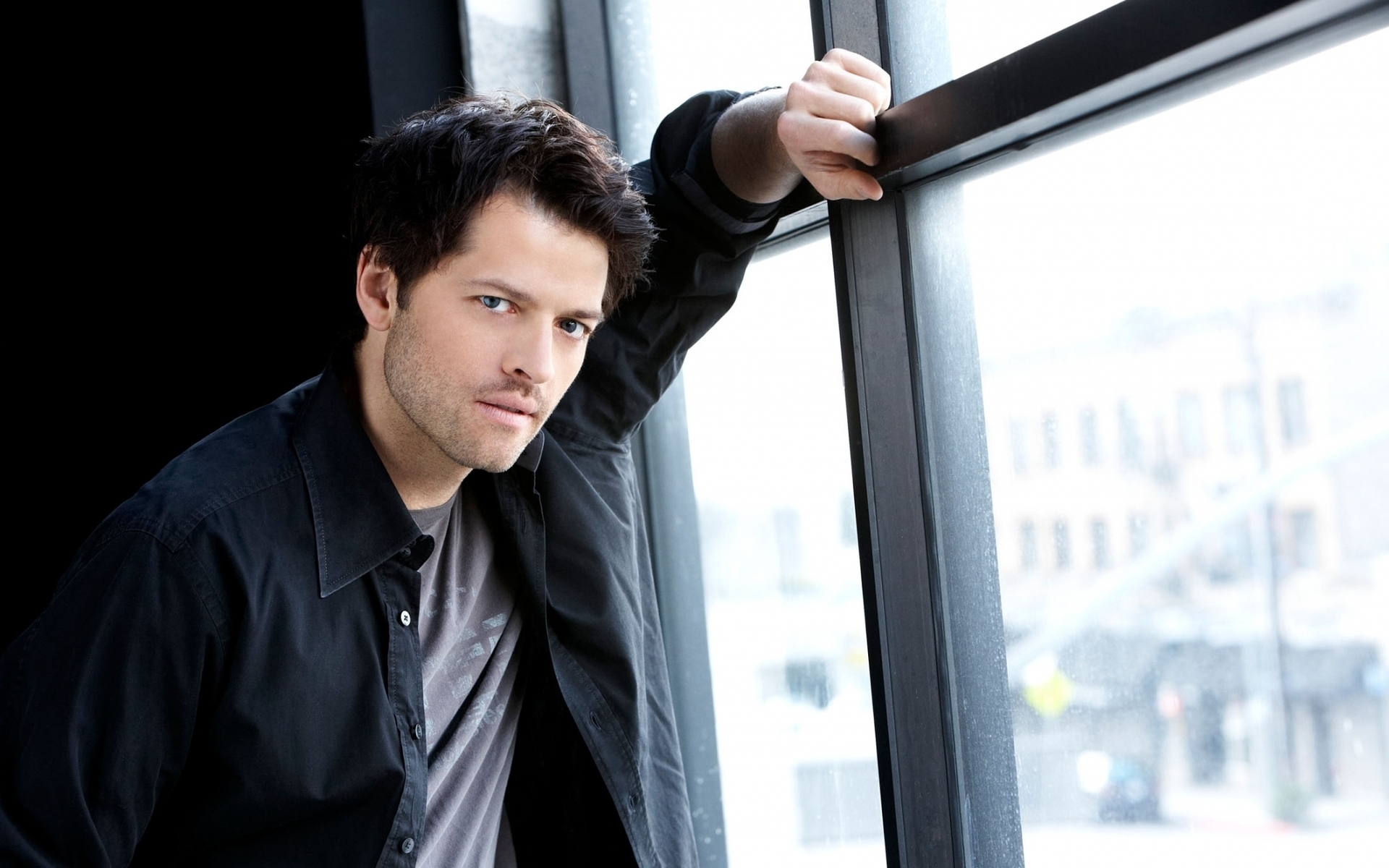 Misha Collins for 1920 x 1200 widescreen resolution