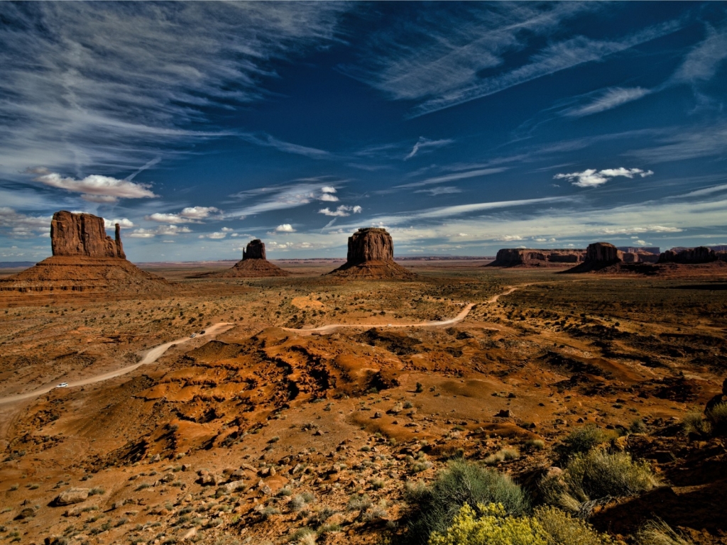 Monument Valley Landscape for 1024 x 768 resolution
