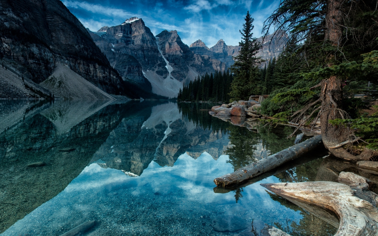 Moraine Lake Alberta Canada for 1280 x 800 widescreen resolution