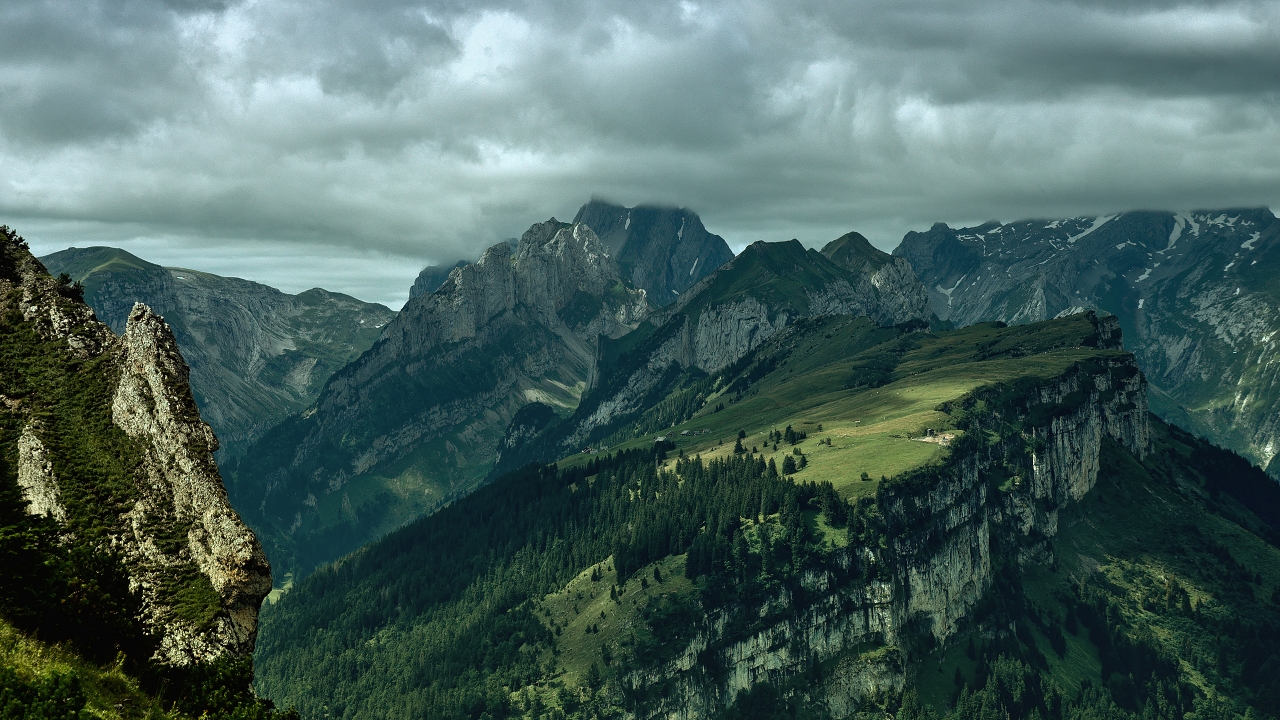 Mountains Landscape for 1280 x 720 HDTV 720p resolution