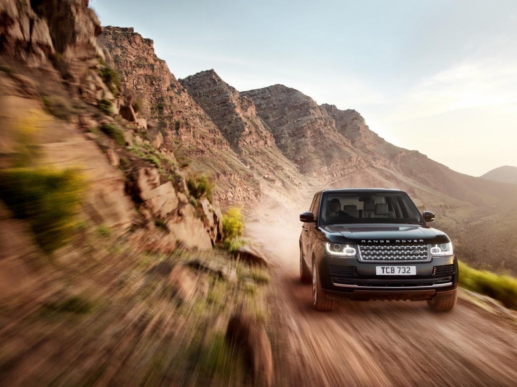 New Black Range Rover on Speed for 1024 x 768 resolution