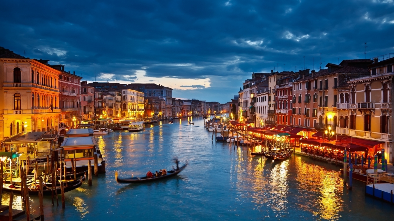 Night in Venice for 1536 x 864 HDTV resolution