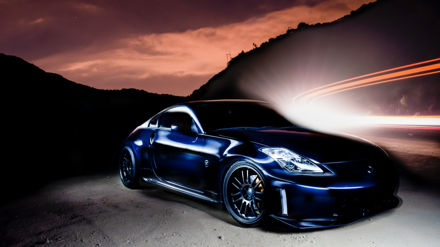 Nissan 350 Z Tuning for 1536 x 864 HDTV resolution