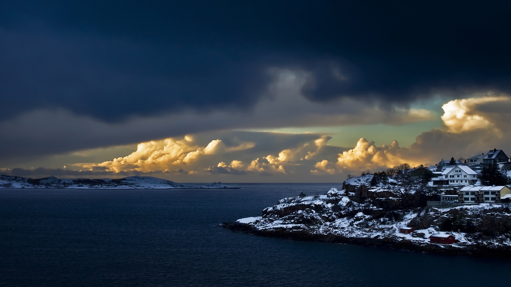 Norwegian Coast for 1680 x 945 HDTV resolution