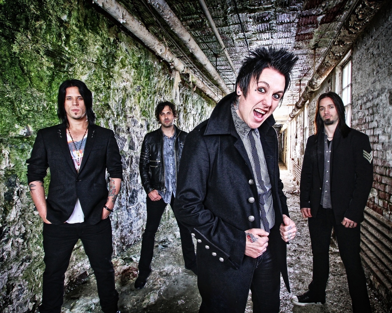 Papa Roach Band for 1280 x 1024 resolution