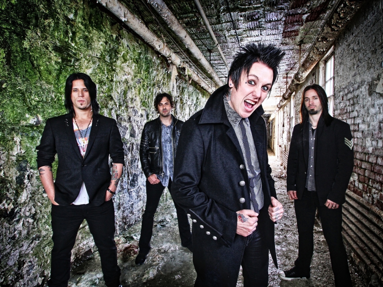 Papa Roach Band for 1280 x 960 resolution