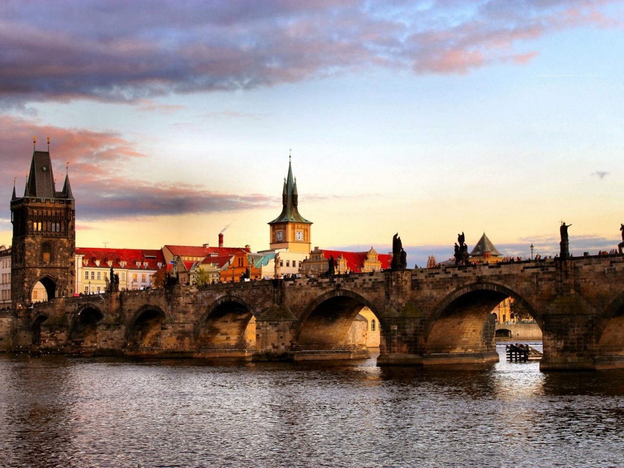 Prague Bridge Landscape for 1280 x 960 resolution