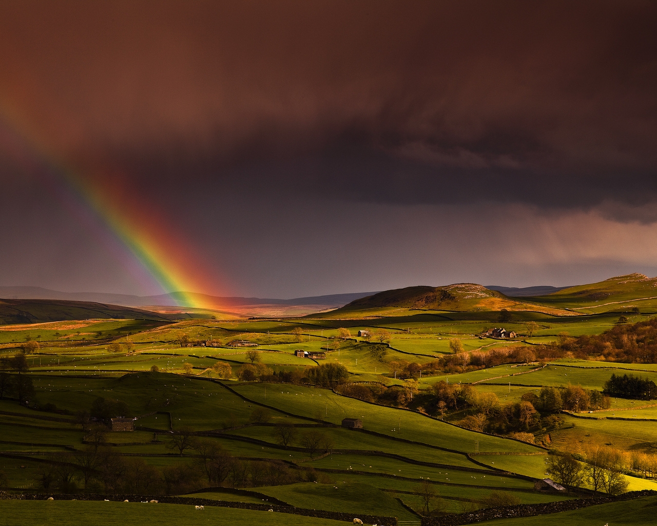 Rainbow Landscape for 1280 x 1024 resolution