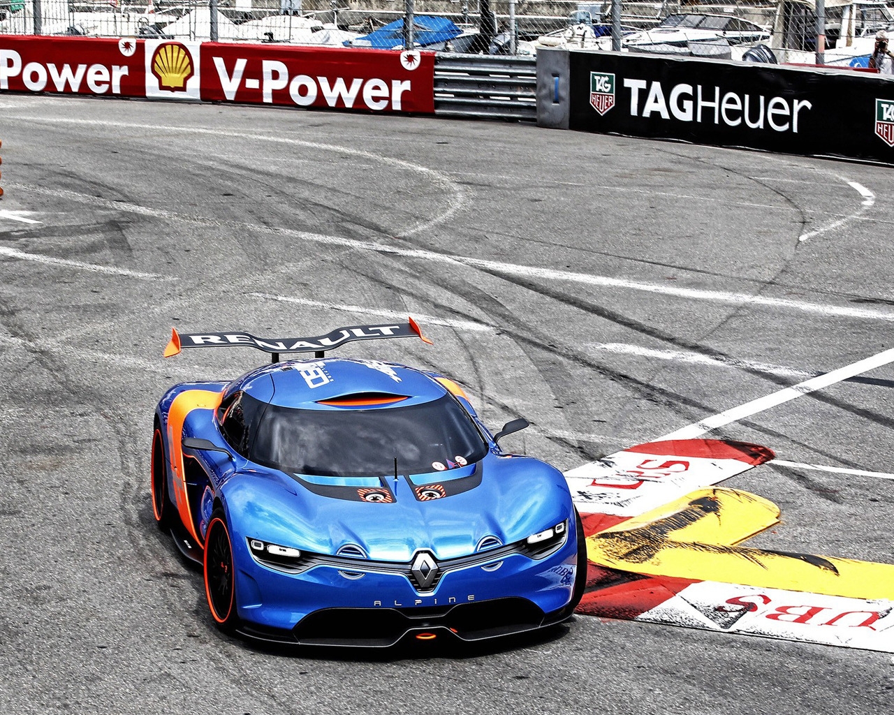 Renault Alpine on Track for 1280 x 1024 resolution
