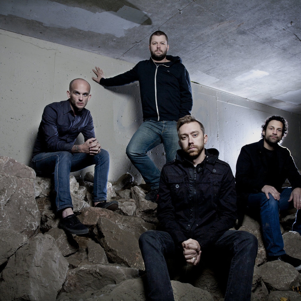 Rise Against for 1024 x 1024 iPad resolution