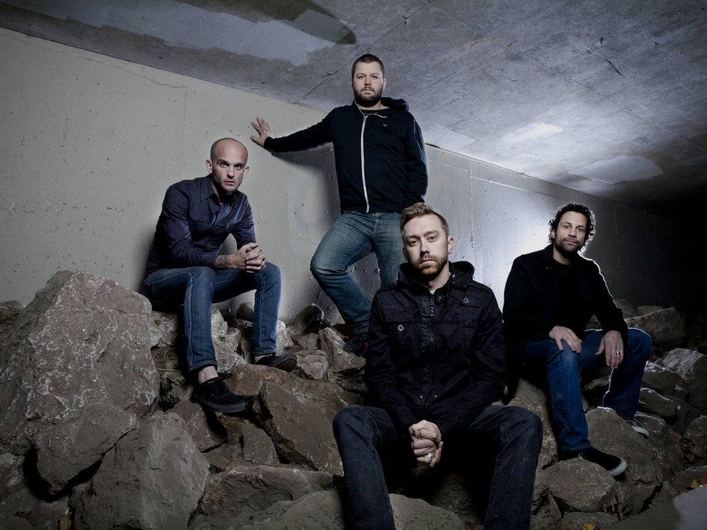 Rise Against for 1024 x 768 resolution