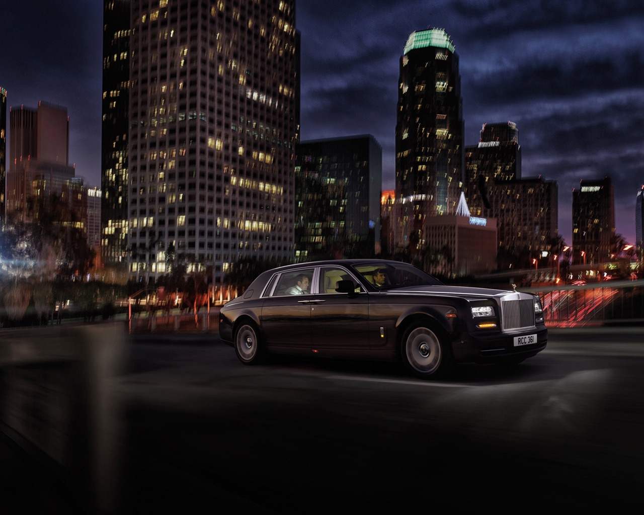 Rolls Royce Phantom Extended Wheelbase for 1280 x 1024 resolution
