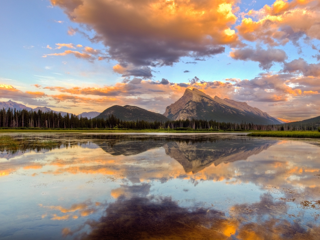 Rundle Mountain for 1024 x 768 resolution