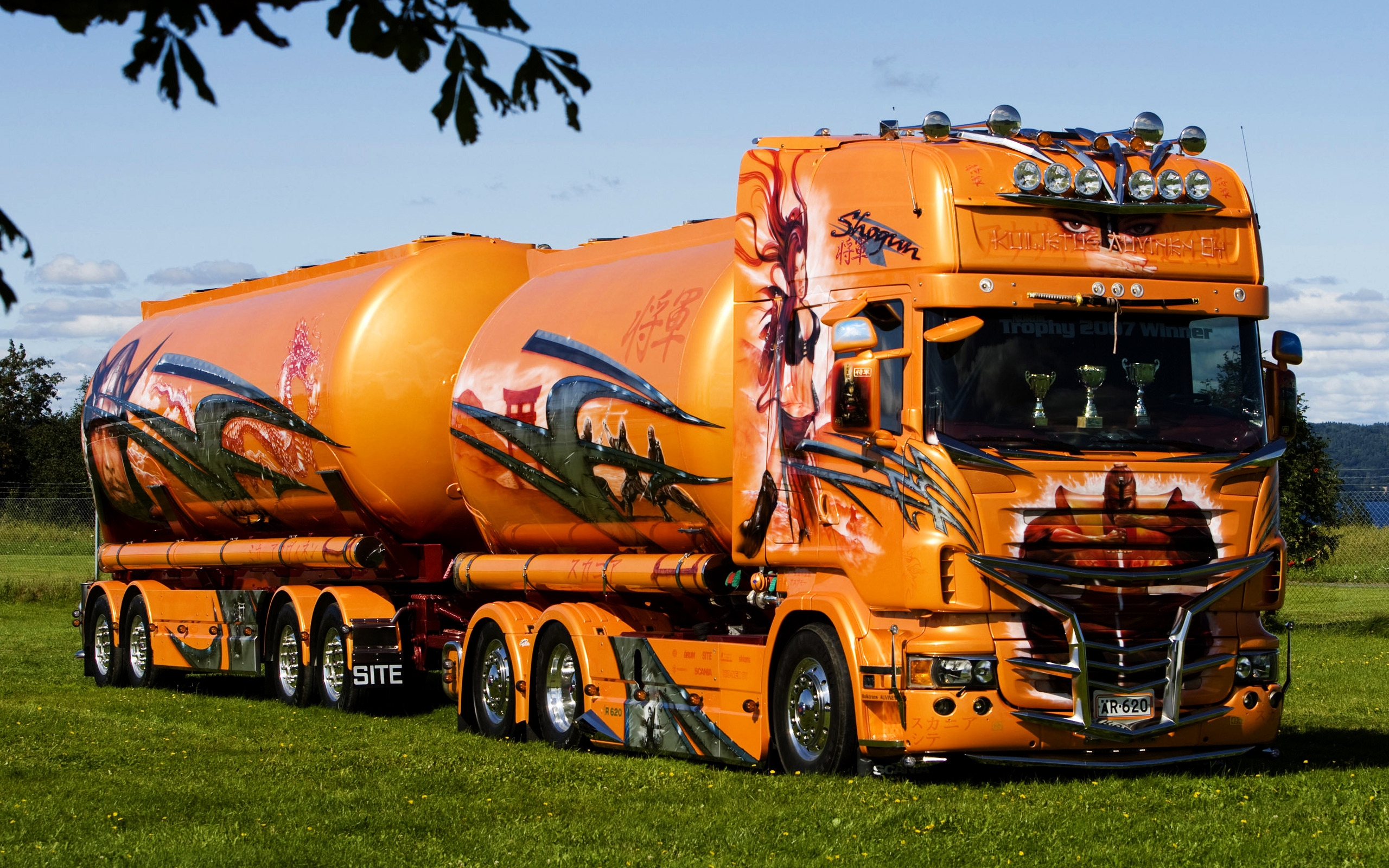 Scania Tanker for 2560 x 1600 widescreen resolution