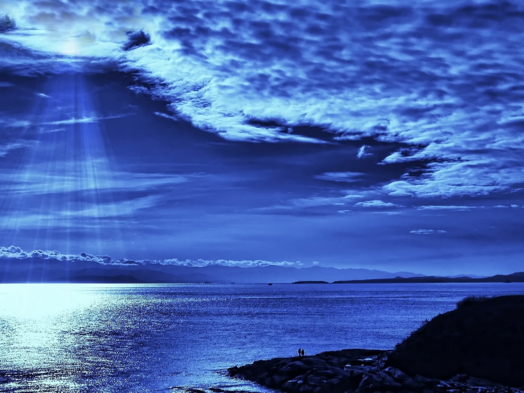 Sea Blue Light for 1024 x 768 resolution