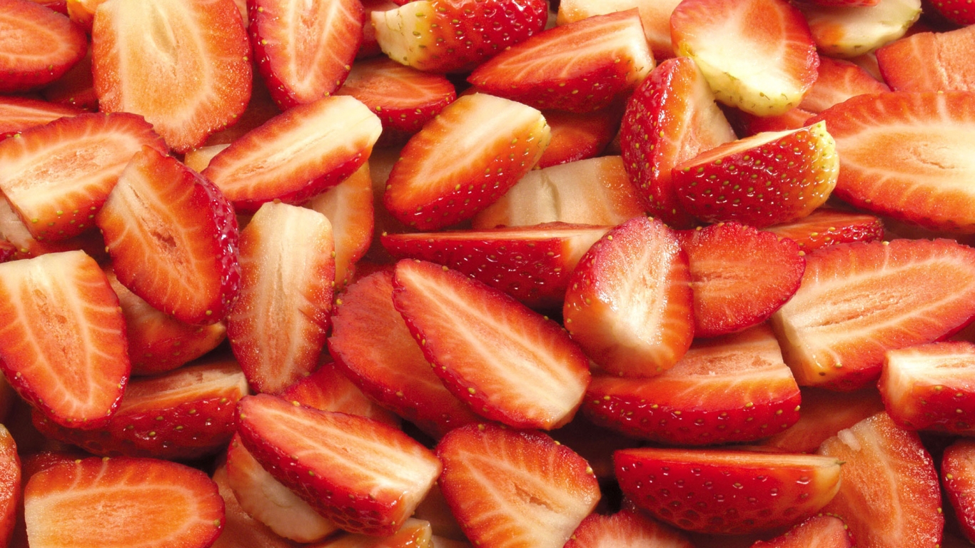 Sliced Strawberry for 1366 x 768 HDTV resolution
