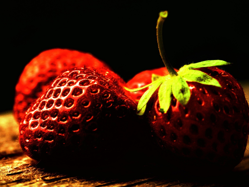 Strawberry for 1024 x 768 resolution