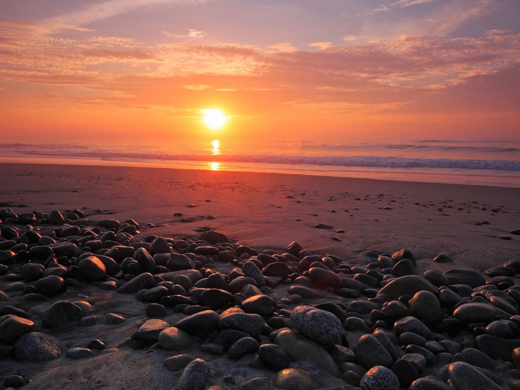 Sunset Beach for 1024 x 768 resolution