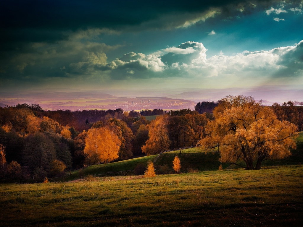 Superb Autumn Landscape for 1024 x 768 resolution