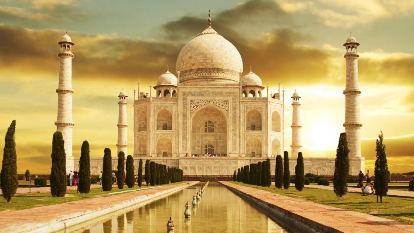 Taj Mahal India for 1366 x 768 HDTV resolution
