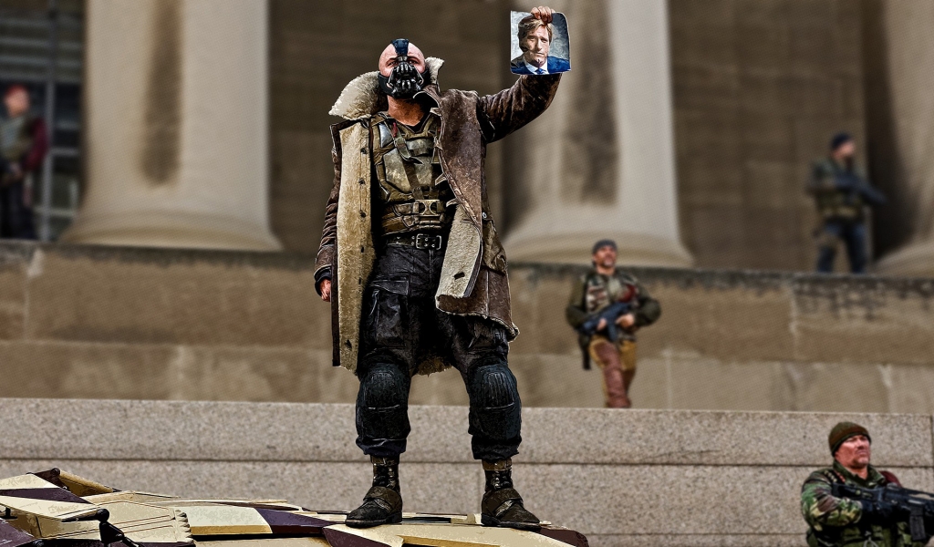 The Dark Knight Rises Bane for 1024 x 600 widescreen resolution