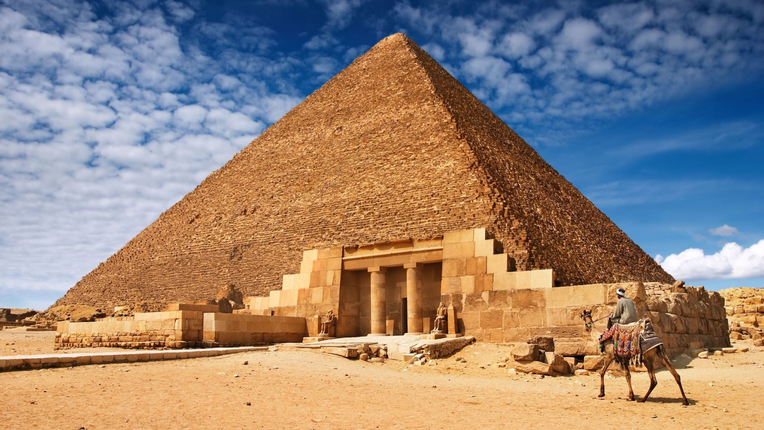 The Egyptian Pyramids for 1536 x 864 HDTV resolution