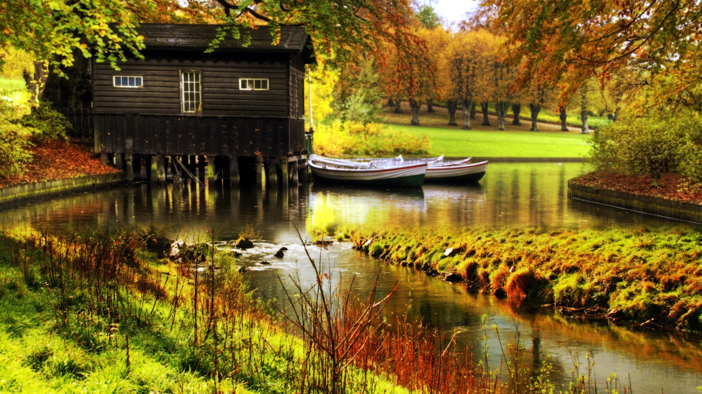 The House on the Lake for 1366 x 768 HDTV resolution