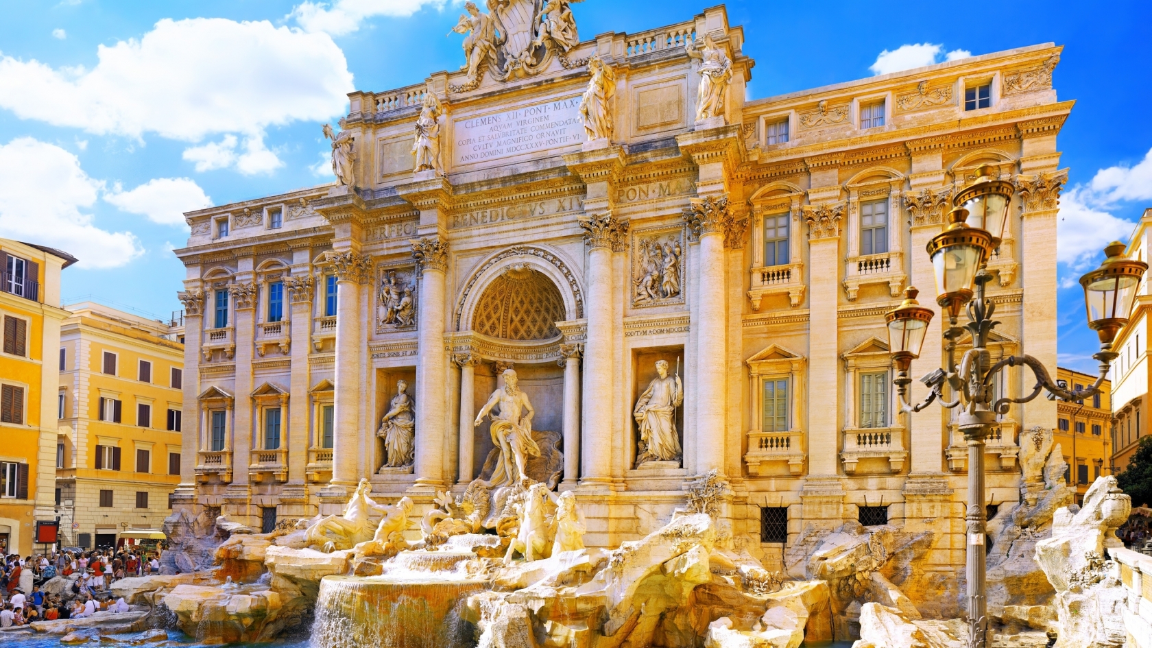 The Trevi Fountain for 1680 x 945 HDTV resolution
