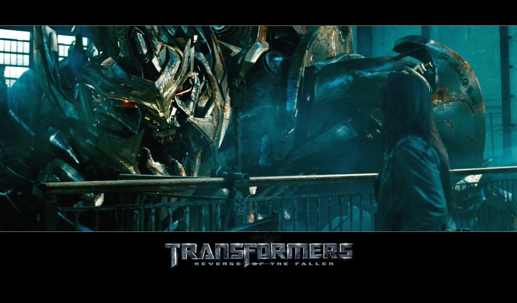 Transformers Revenge of the Fallen for 1024 x 600 widescreen resolution