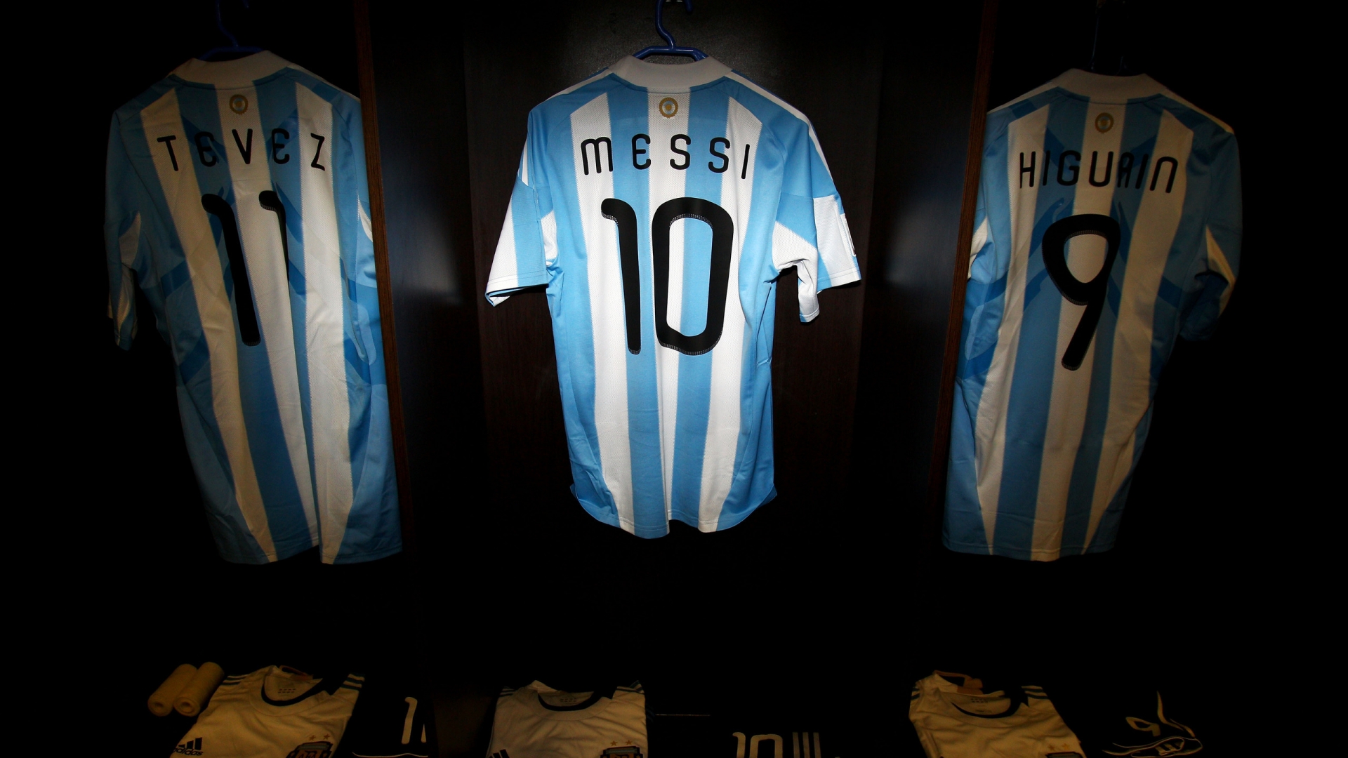 Tshirt of Messi, Tevez and Higuain for 1920 x 1080 HDTV 1080p resolution