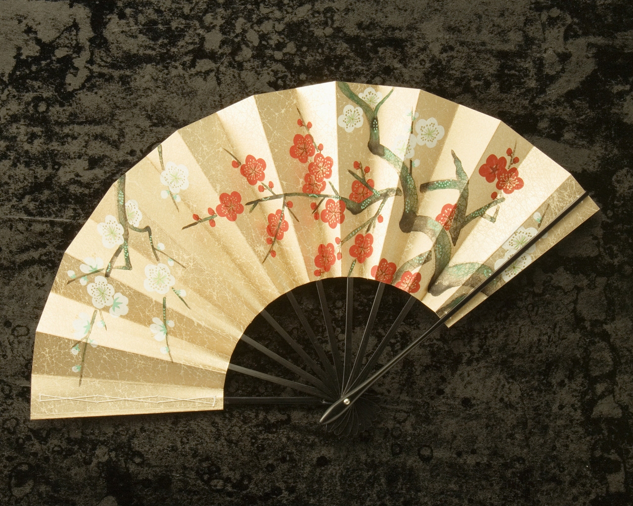 Vintage Fan for 1280 x 1024 resolution