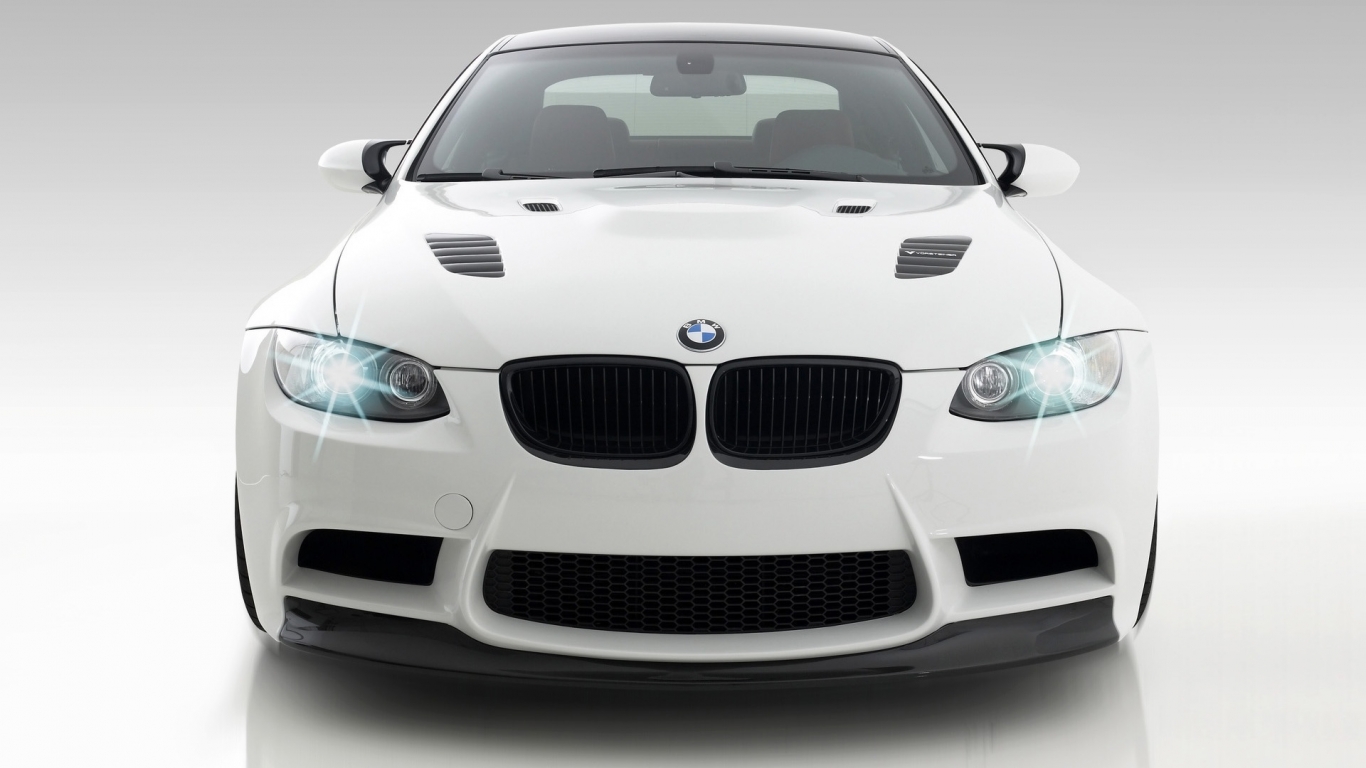 Vorsteiner GTS3 BMW M3 Front 2009 for 1366 x 768 HDTV resolution