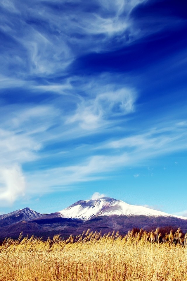 Warm and Sunny Landscape for 640 x 960 iPhone 4 resolution
