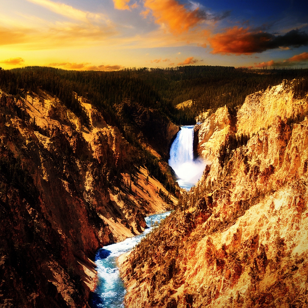 Waterfall and Mountains for 1024 x 1024 iPad resolution
