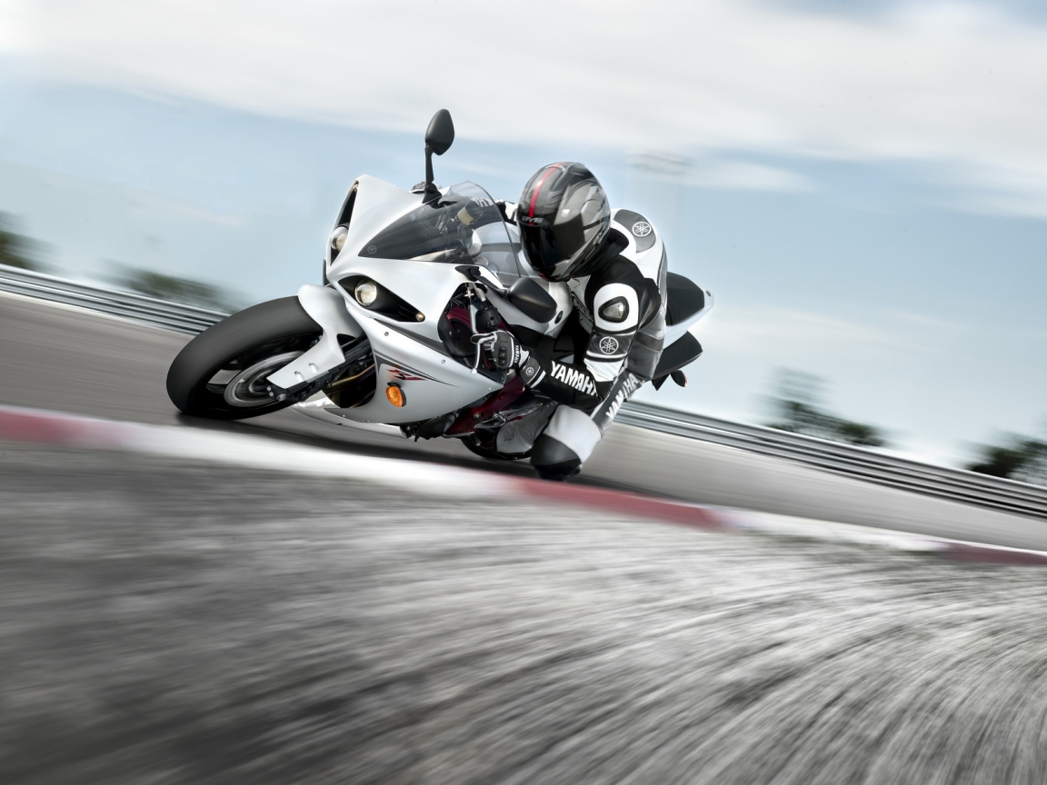 Yamaha Speed Racing for 1152 x 864 resolution