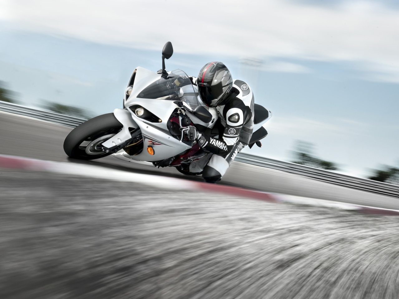 Yamaha Speed Racing for 1280 x 960 resolution