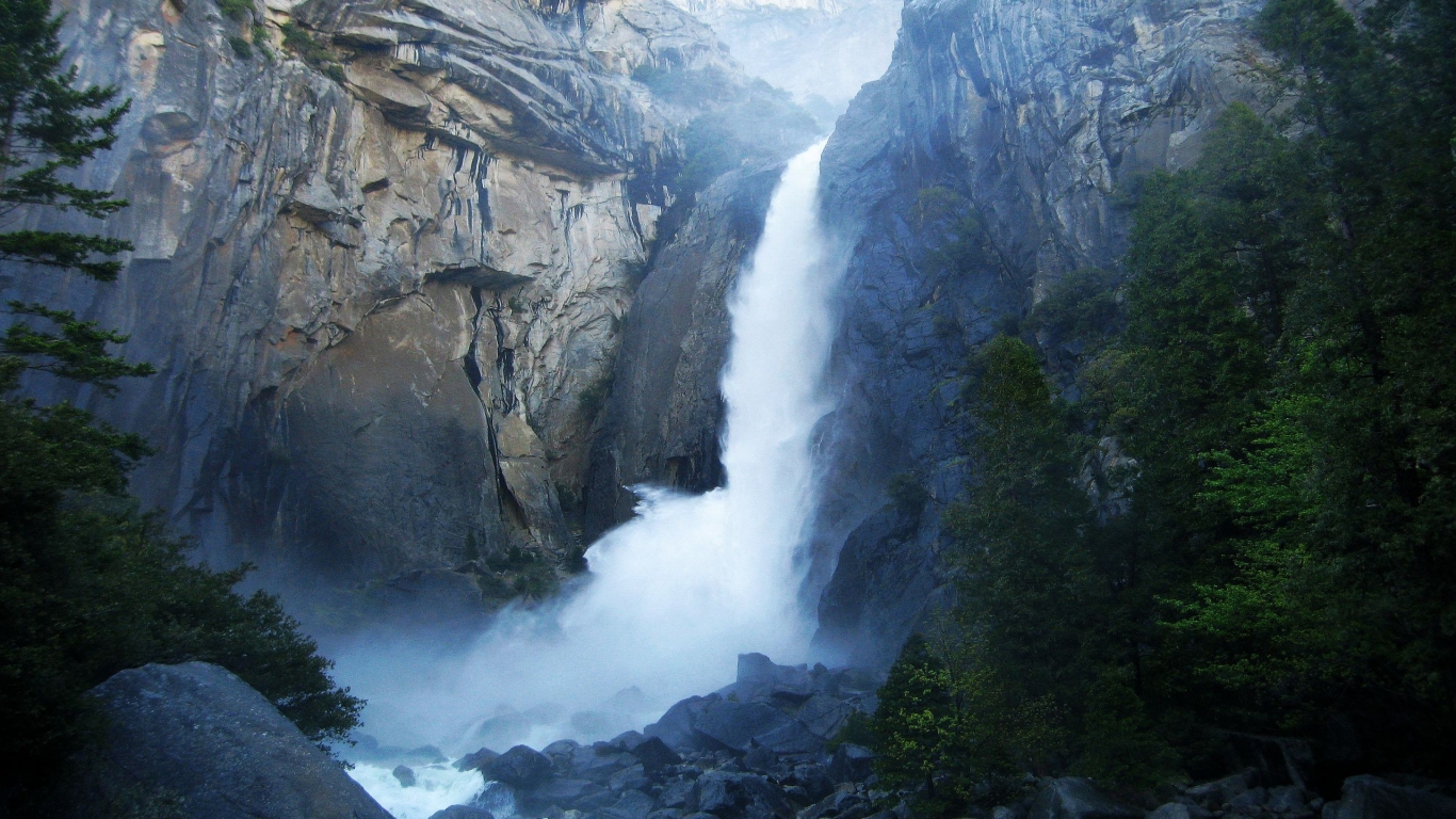Yosemite Waterfalls for 1366 x 768 HDTV resolution